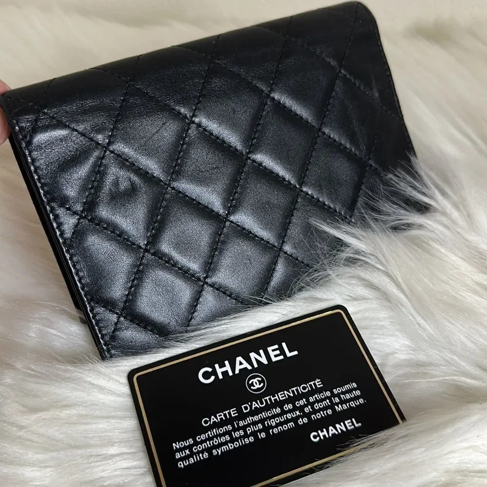 💯Authentic Chanel Cambon Bifokd Wallet🍀